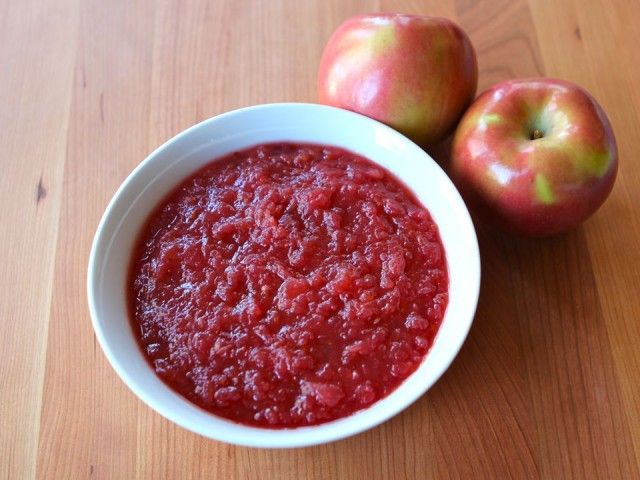 What meat goes well with latkes?