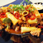 What pasta is similar to rigatoni?