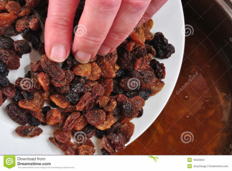What raisins are best for baking?