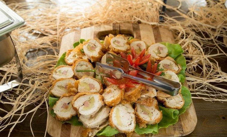 What should I serve with quiche?