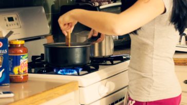 What should a beginner cook?