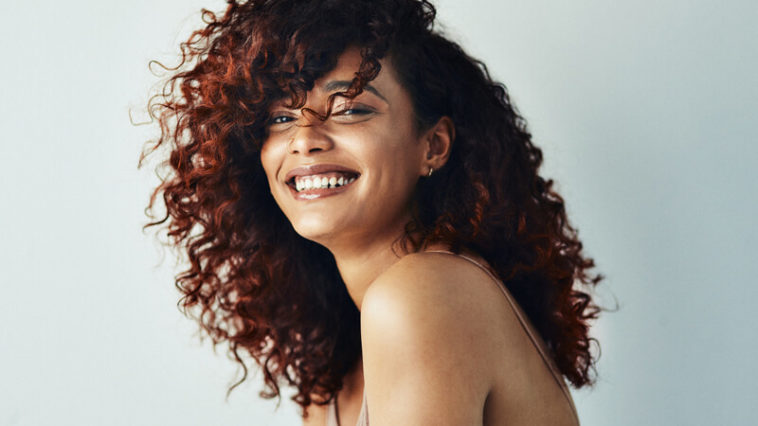 What should you not do with curly hair?