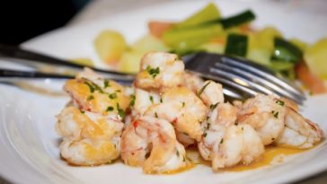 What sides go with Shrimp Scampi?