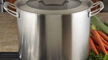 What size stockpot is best?