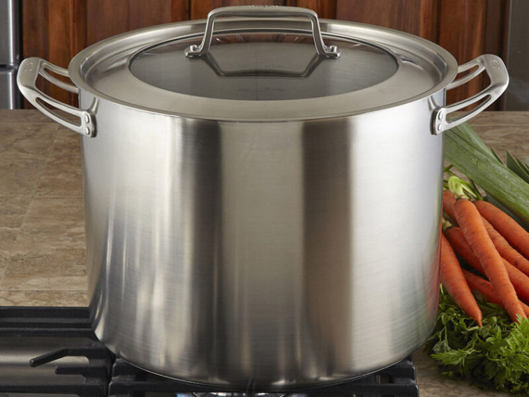 What size stockpot is best?
