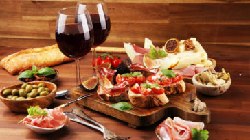 What snacks go best with wine?