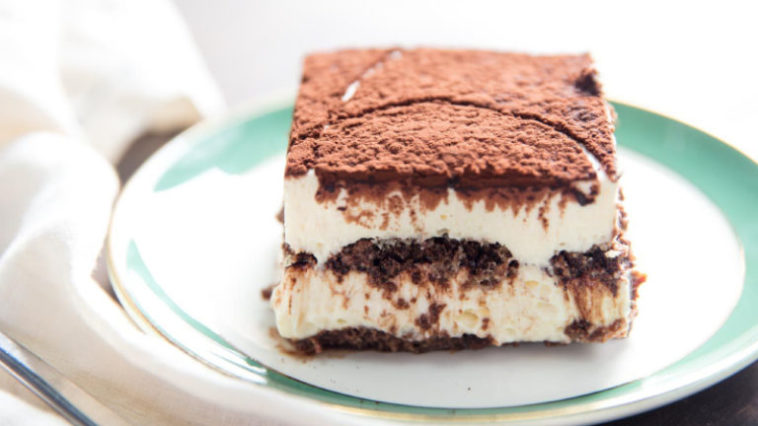 What temperature kills salmonella in eggs?