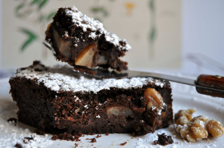 What's the best substitute for vegetable oil in brownies?