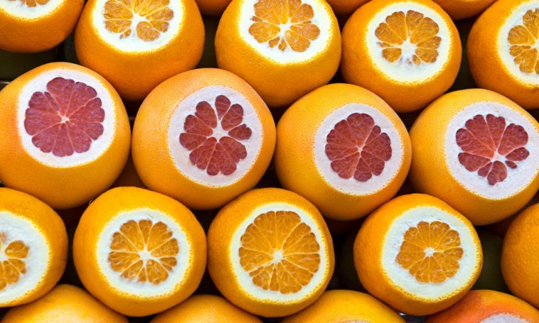 What's the difference between blood oranges and regular oranges?