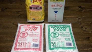 What's the difference between white rice flour and sweet rice flour?