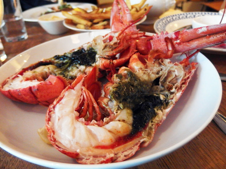 What's the green stuff inside lobster?