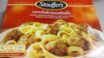 Which frozen dinners have the least amount of sodium?