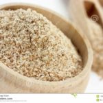Which is better oat bran or wheat bran?