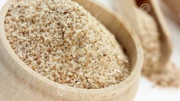 Which is better oat bran or wheat bran?