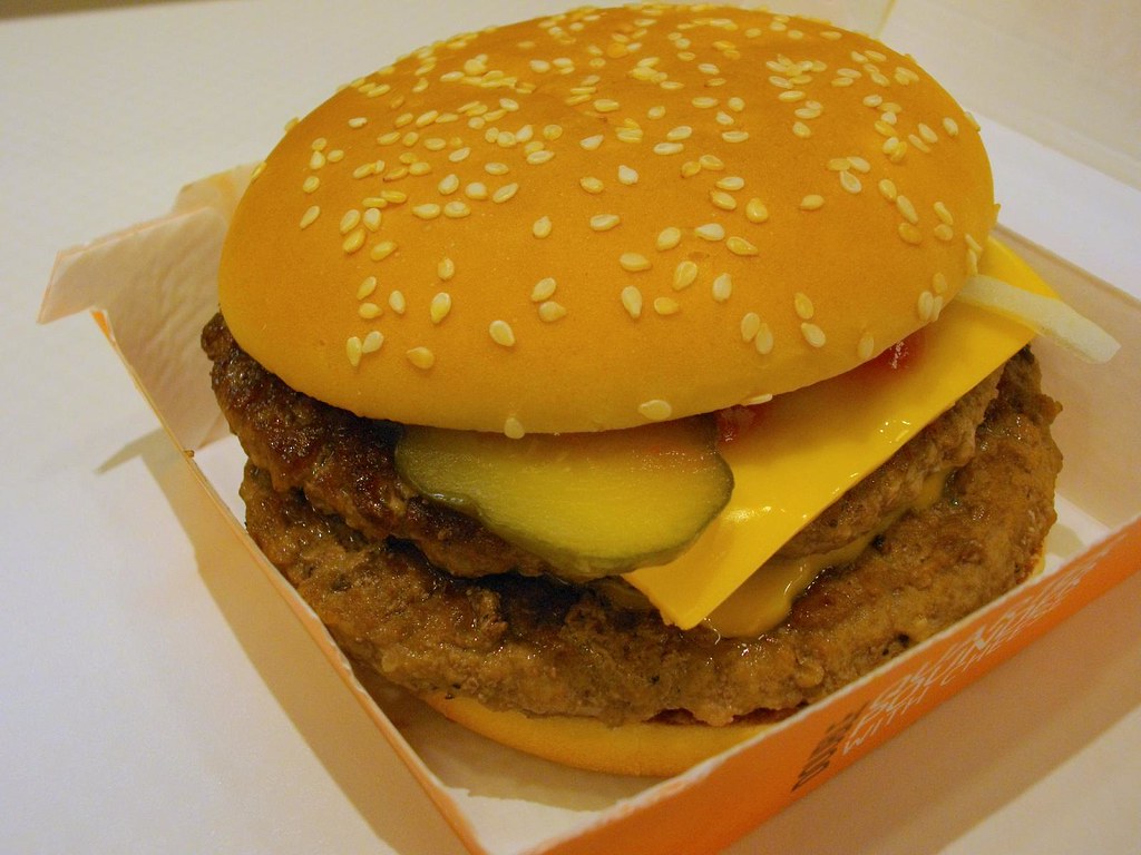Which is bigger Double Quarter Pounder or Big Mac? - Foodly