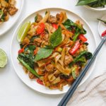 Which is healthier Pad Thai or Drunken Noodles?