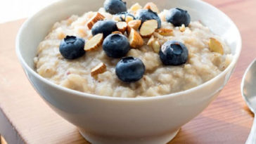 Which is healthier oats or semolina?