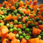 Which is healthier peas or carrots?