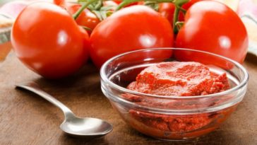 Which is healthier tomato paste or tomato sauce?