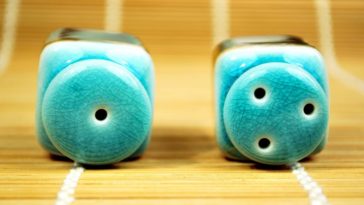 Which salt and pepper shaker is which?