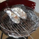 Which side of aluminum foil is toxic?