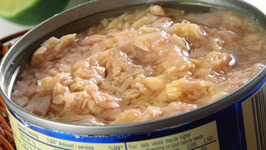 Which tuna is better oil or water?