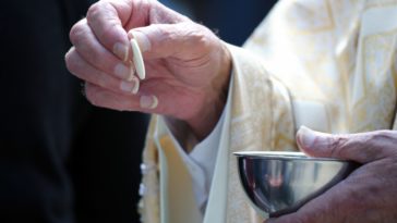 Who Cannot receive communion in the Catholic Church?