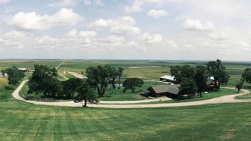 Who lives on the Drummond Ranch?