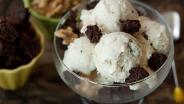 Who makes Chunky Monkey ice cream?