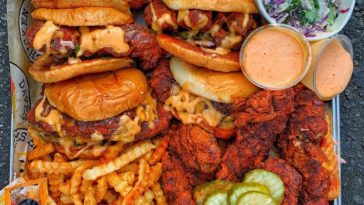 Who owns Dave hot chicken?