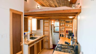 Who runs tiny kitchen?