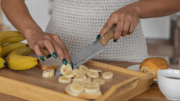 Why are bamboo cutting boards bad?