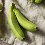 Why are green bananas bad for you?