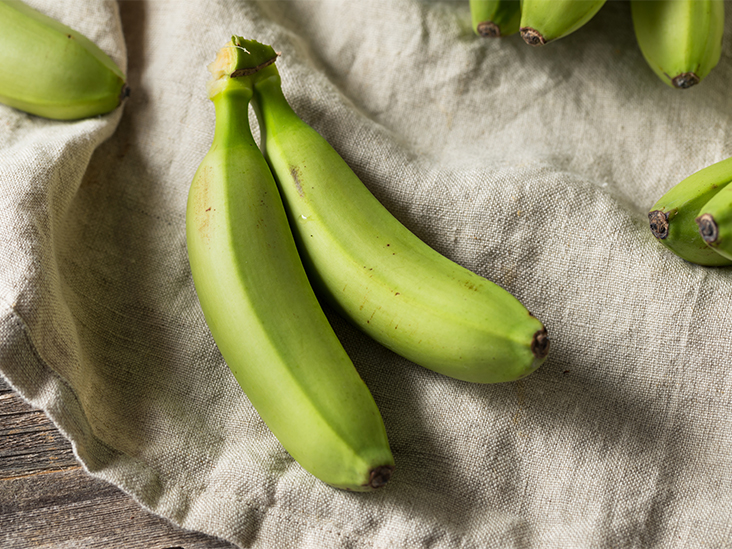 Why are green bananas bad for you?