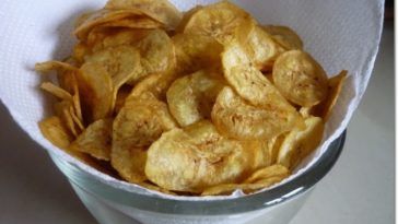 Why banana chips are not crispy?