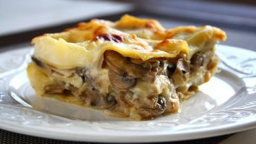 Why béchamel sauce in lasagna?