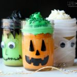 Why do cakes have jars?