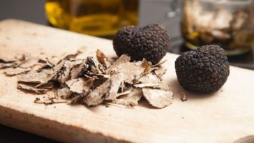 Why do chefs not like truffle oil?