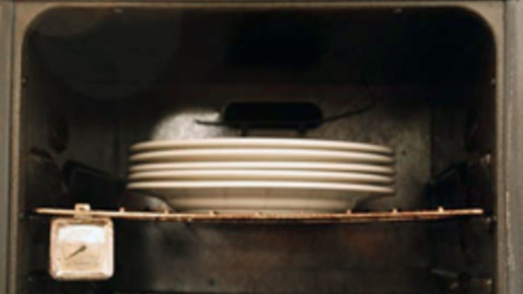 Why do my plates get hot in microwave?