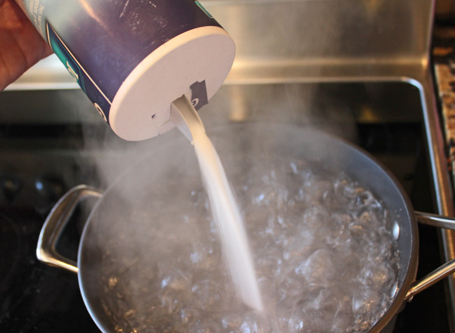 Why do you need so much water to cook pasta?