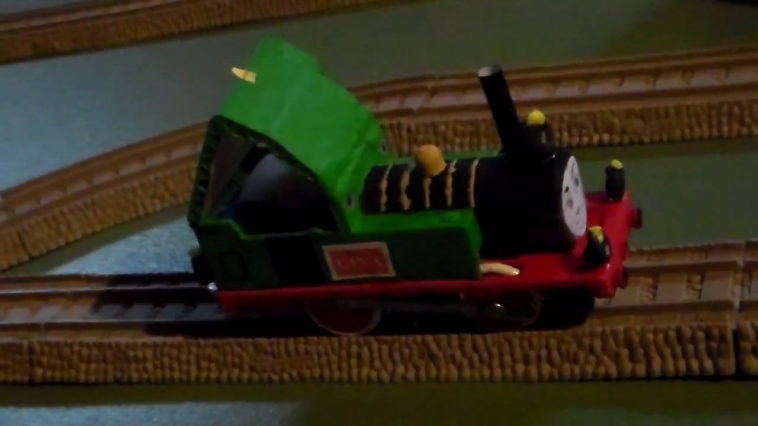 Why isn't my homemade mayo thickening?