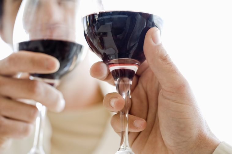 Will quitting alcohol lower cholesterol?