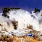 Would a tsunami kill you instantly?