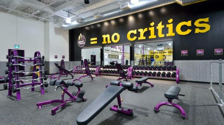 Can you bring 2 guests to Planet fitness? - Foodly