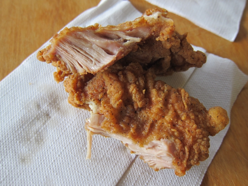 Is chicken rib meat white or dark? - Foodly