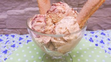 ¿Que tiene el helado de tiramisú?