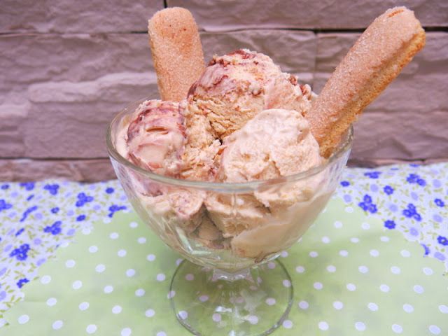 ¿Que tiene el helado de tiramisú?