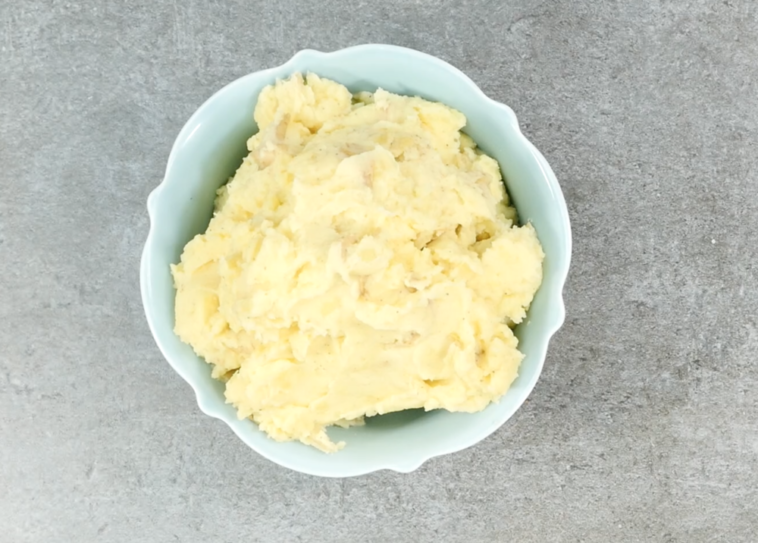 Are Cracker Barrel mashed potatoes real?
