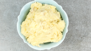 Are Cracker Barrel mashed potatoes real?