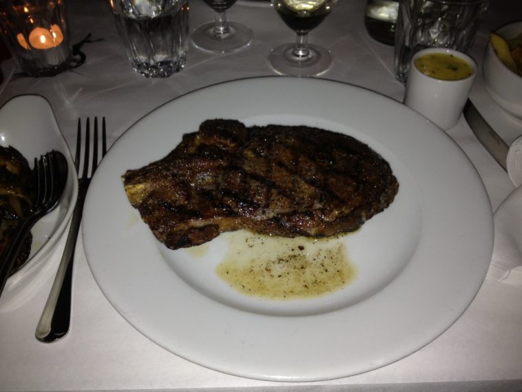 Are LongHorn ribs good?